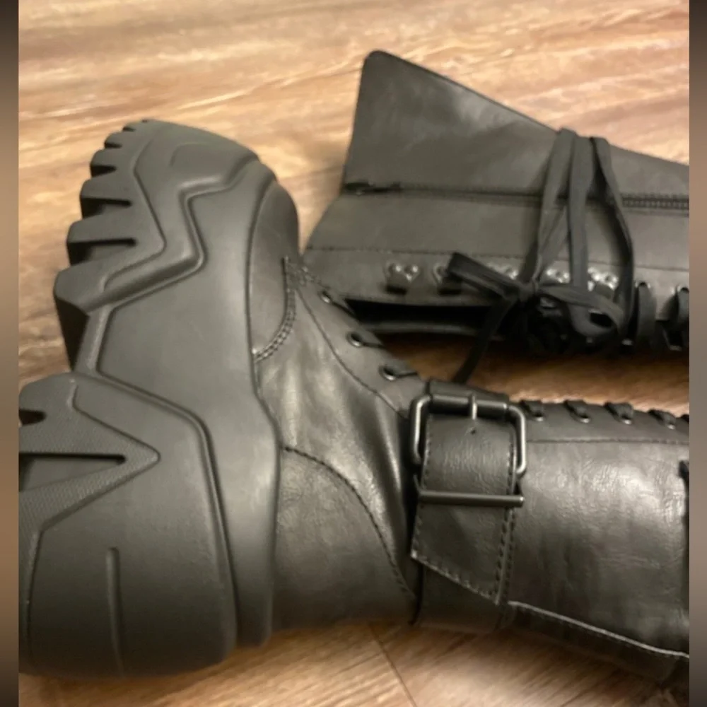 Platform Over-the-Knee Lace-Up Boots in Black